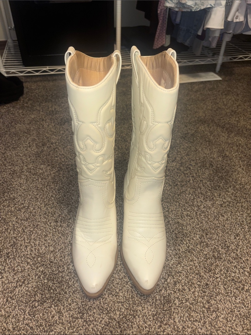 Lush Cream Western Embroidered Boots